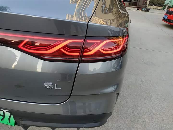 Фото 8 - BYD Qin L