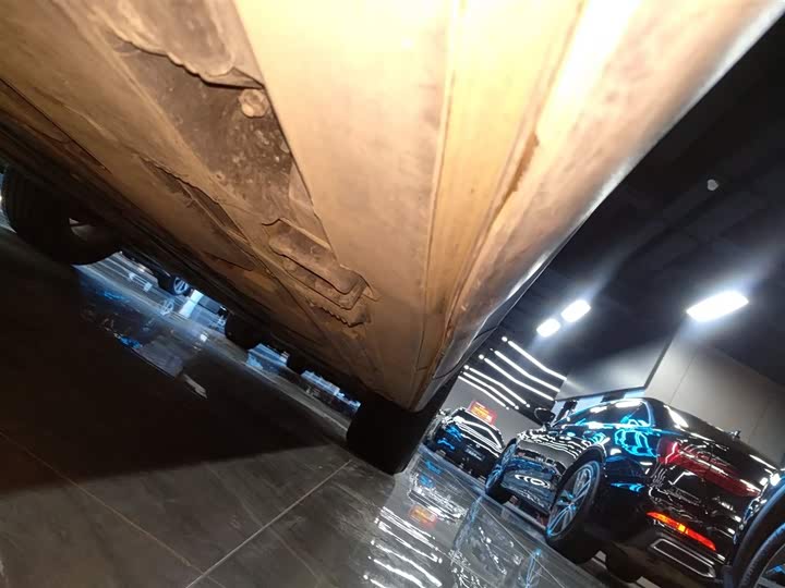 Фото 21 - Mercedes-Benz GLB-Class