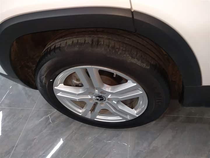 Фото 26 - Mercedes-Benz GLB-Class