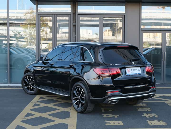 Фото 10 - Mercedes-Benz GLC-Class