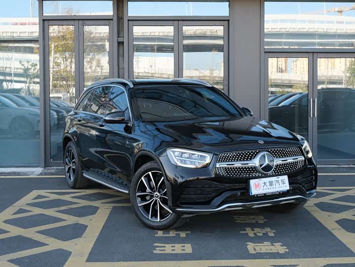 Фото 13 - Mercedes-Benz GLC-Class