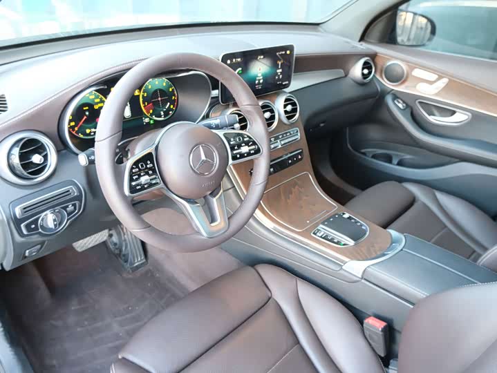 Фото 3 - Mercedes-Benz GLC-Class