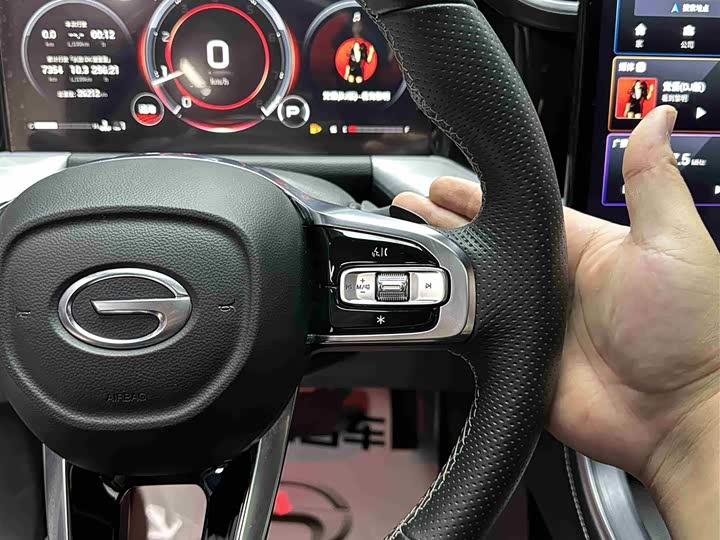 Фото 22 - GAC Trumpchi GS8