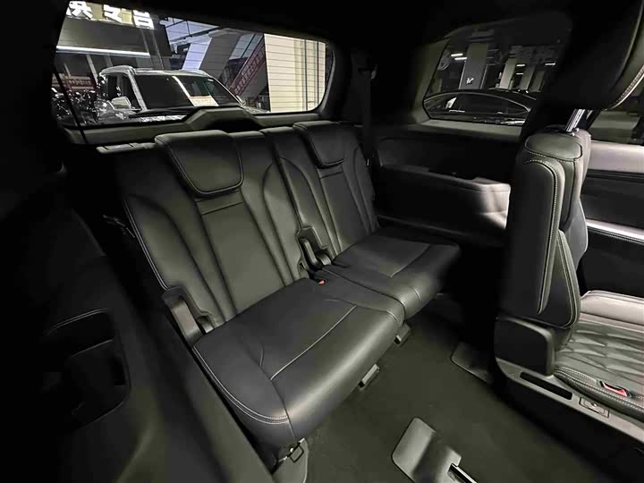 Фото 29 - GAC Trumpchi GS8