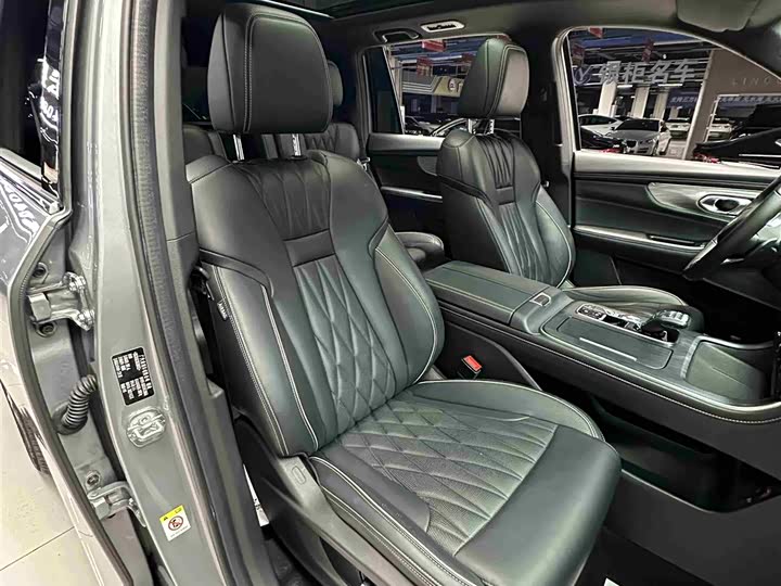 Фото 30 - GAC Trumpchi GS8