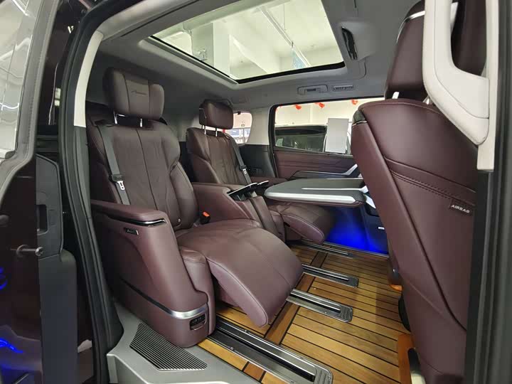 Фото 19 - Buick GL8 Century