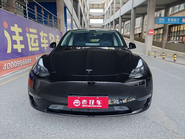 Фото 2 - Tesla Model Y