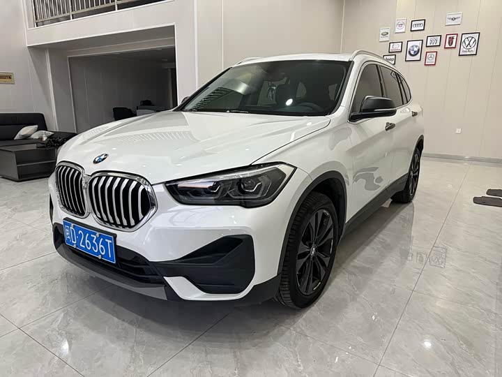 Фото 1 - BMW X1