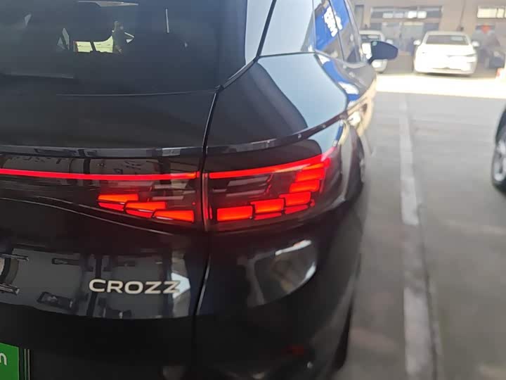 Фото 8 - Volkswagen ID.4 Crozz