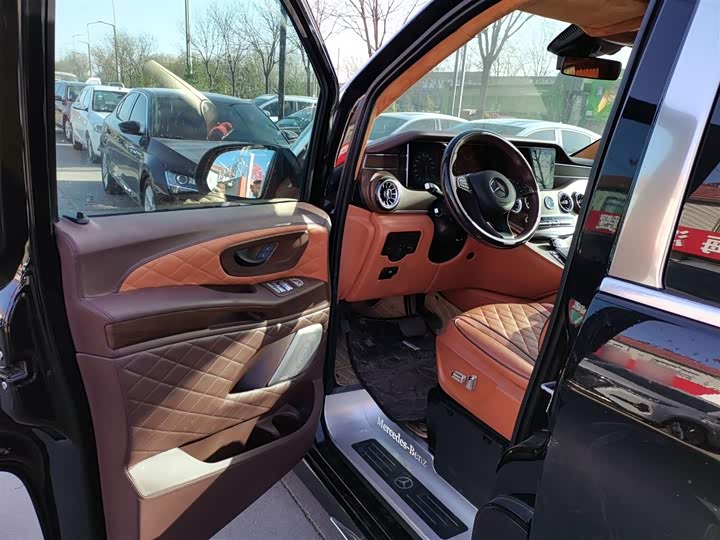 Фото 16 - Mercedes-Benz Vito