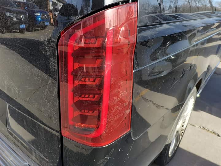 Фото 8 - Mercedes-Benz Vito