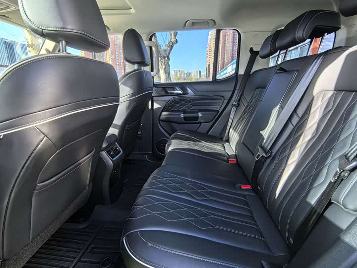 Фото 6 - Tank 300