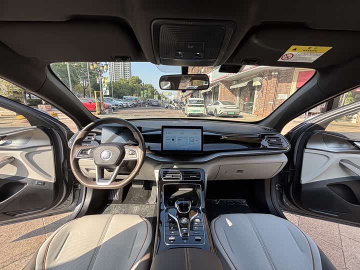 Фото 14 - BYD Qin Plus