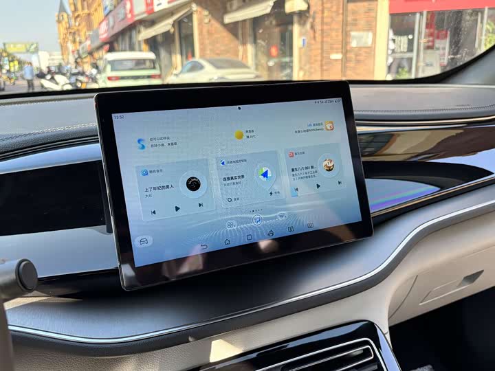 Фото 17 - BYD Qin Plus