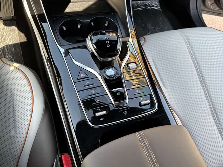 Фото 18 - BYD Qin Plus