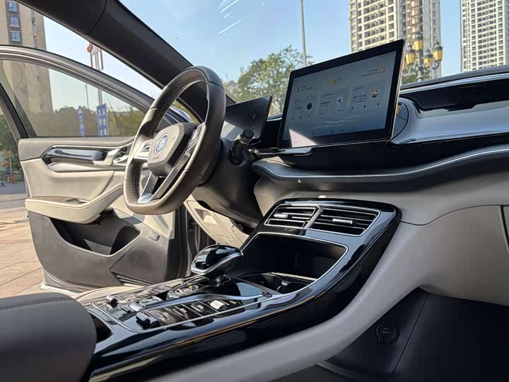 Фото 21 - BYD Qin Plus