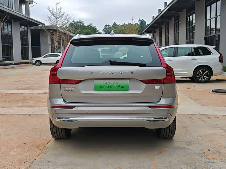 Фото 17 - Volvo XC60 Hybrid