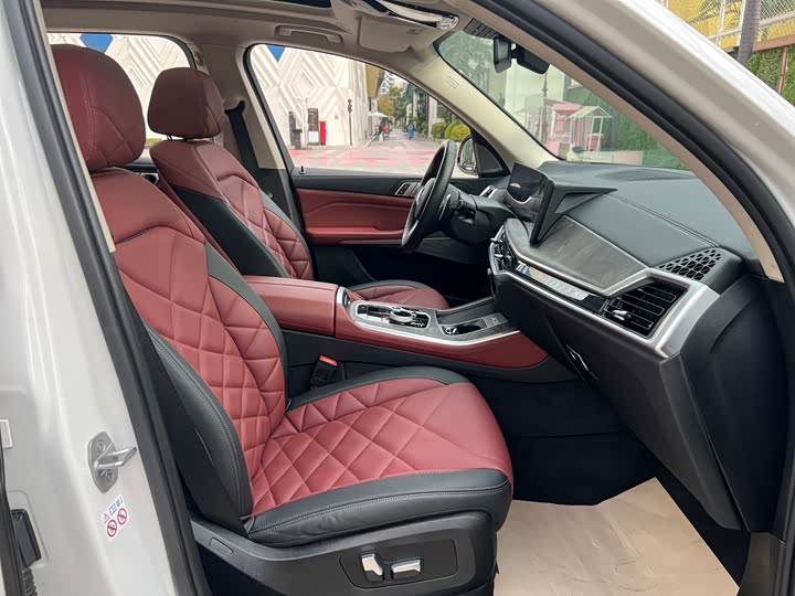 Фото 12 - BMW X5