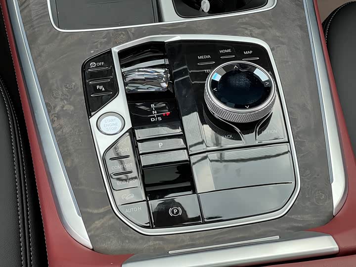 Фото 18 - BMW X5