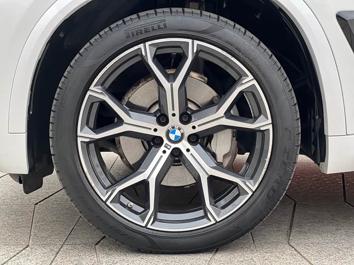 Фото 8 - BMW X5