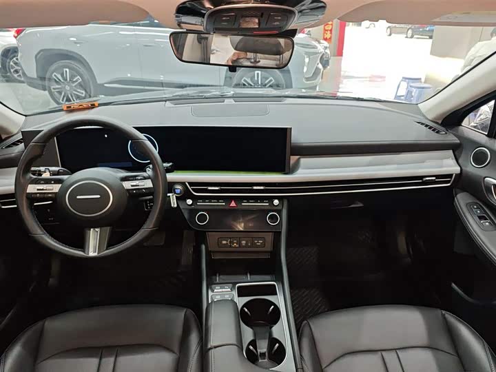 Фото 10 - Hyundai Sonata N Line