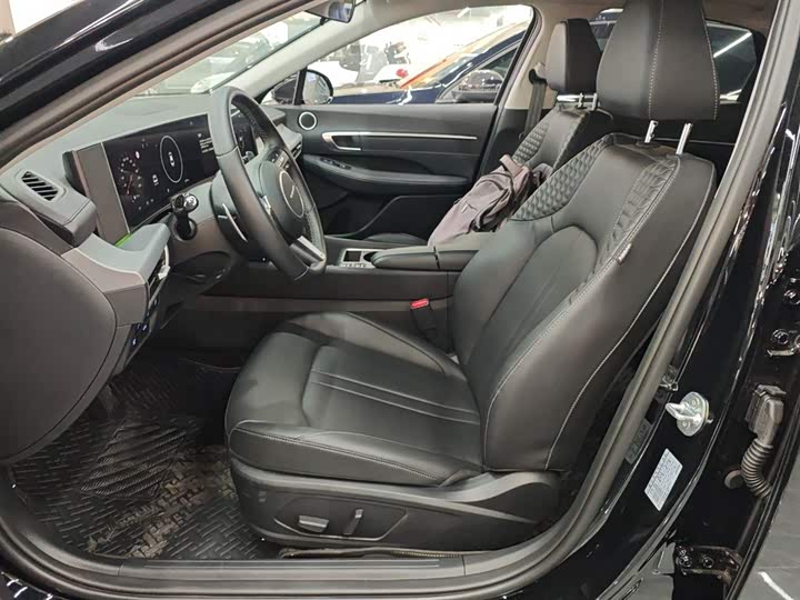 Фото 15 - Hyundai Sonata N Line