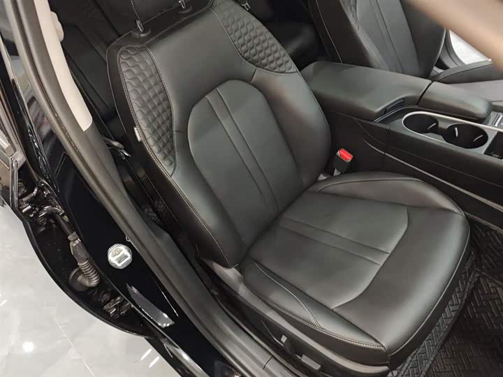 Фото 25 - Hyundai Sonata N Line