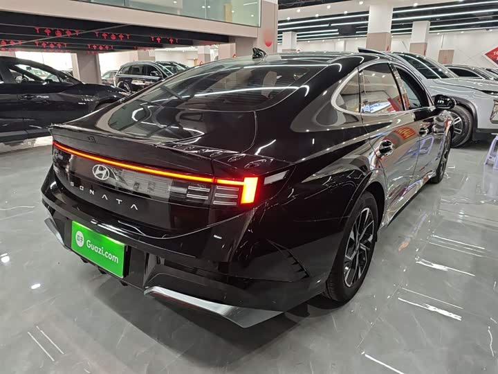 Фото 7 - Hyundai Sonata N Line