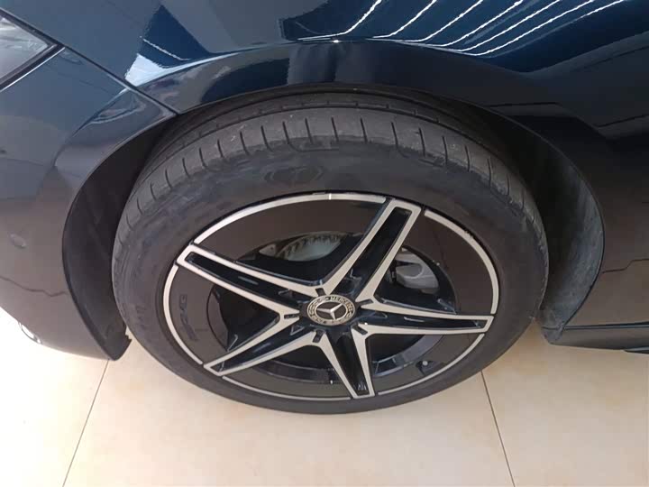 Фото 23 - Mercedes-Benz C-Class