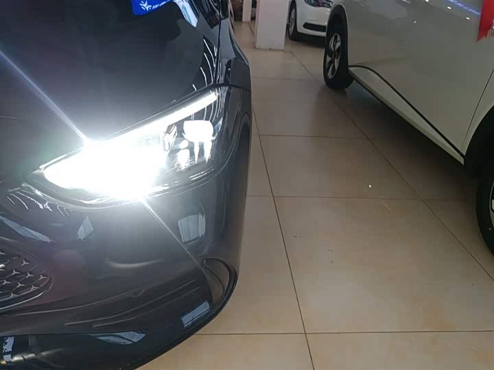 Фото 24 - Mercedes-Benz C-Class