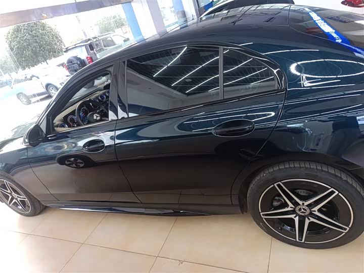 Фото 5 - Mercedes-Benz C-Class