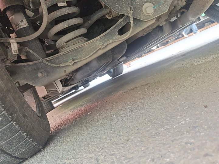 Фото 18 - Cadillac XT5