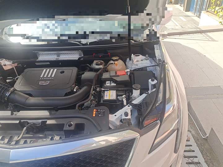 Фото 22 - Cadillac XT5