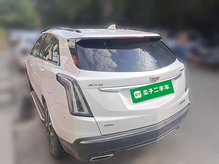 Фото 27 - Cadillac XT5