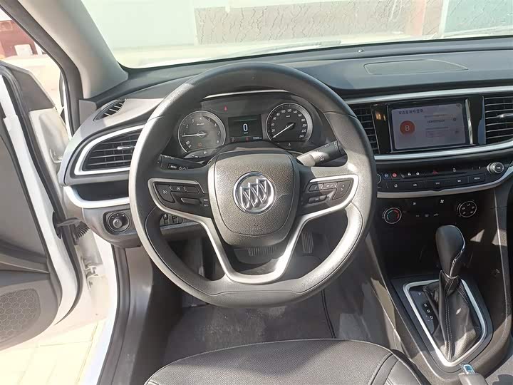 Фото 11 - Buick Excelle GT