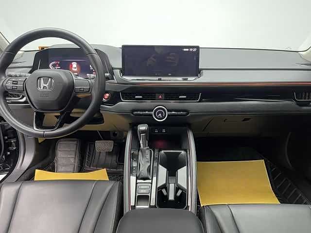 Фото 3 - Honda Inspire