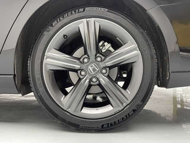 Фото 5 - Honda Inspire