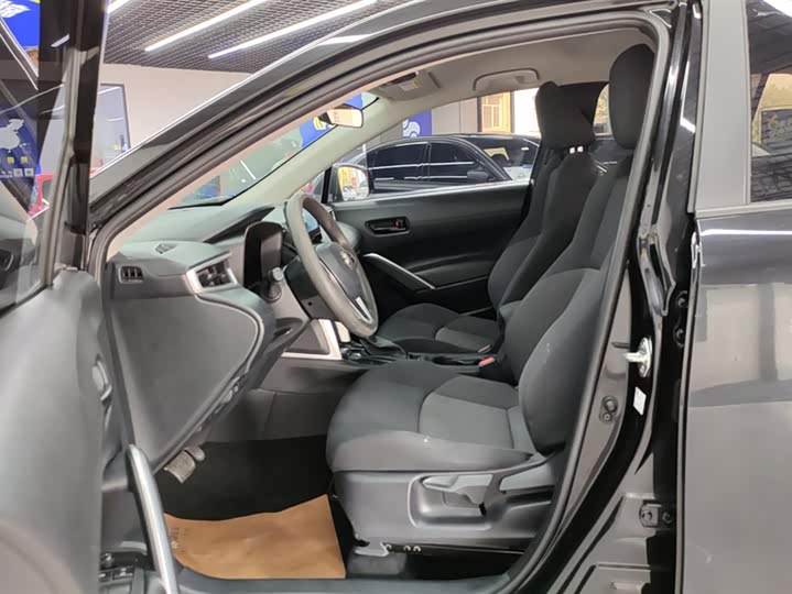 Фото 9 - Toyota Frontlander