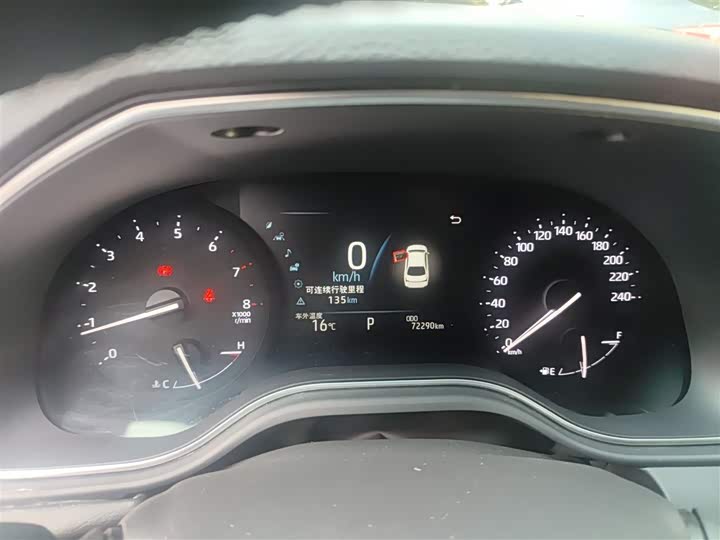 Фото 12 - Toyota Avalon