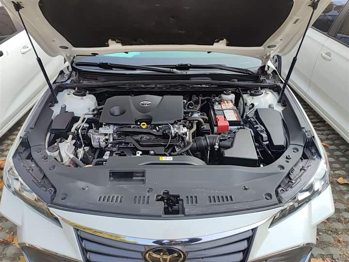 Фото 20 - Toyota Avalon
