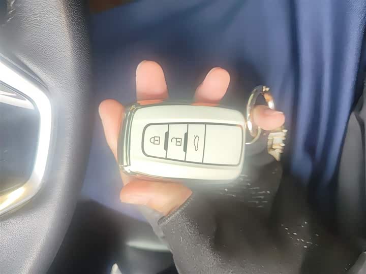 Фото 9 - Toyota Avalon