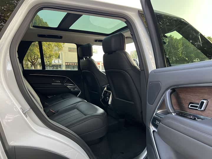 Фото 13 - Land Rover Range Rover