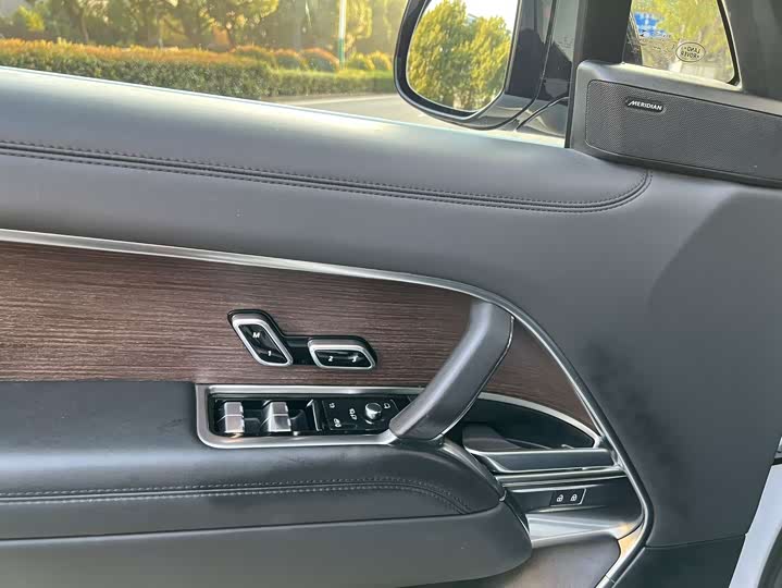 Фото 15 - Land Rover Range Rover