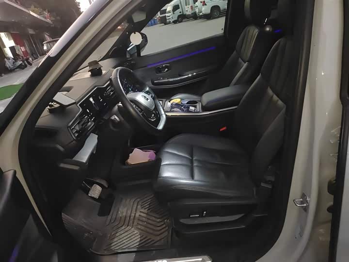 Фото 15 - Nio ES8