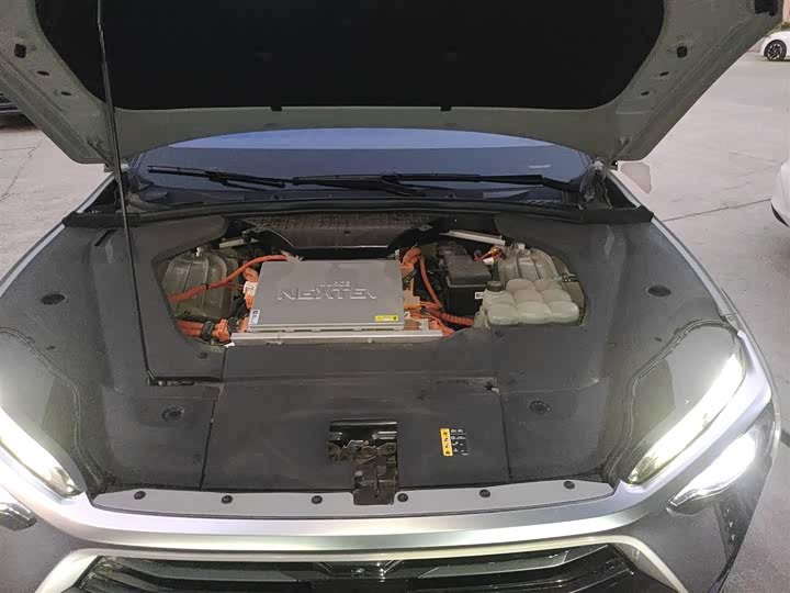 Фото 20 - Nio ES8