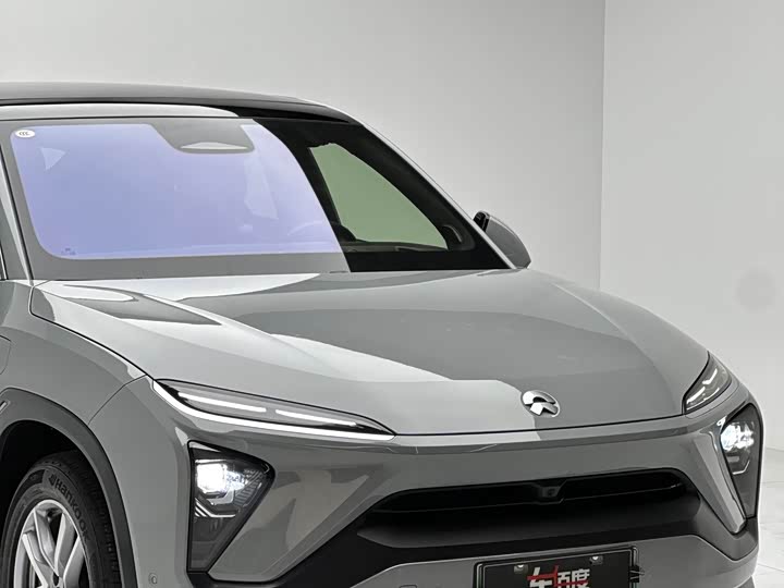 Фото 11 - Nio EC6