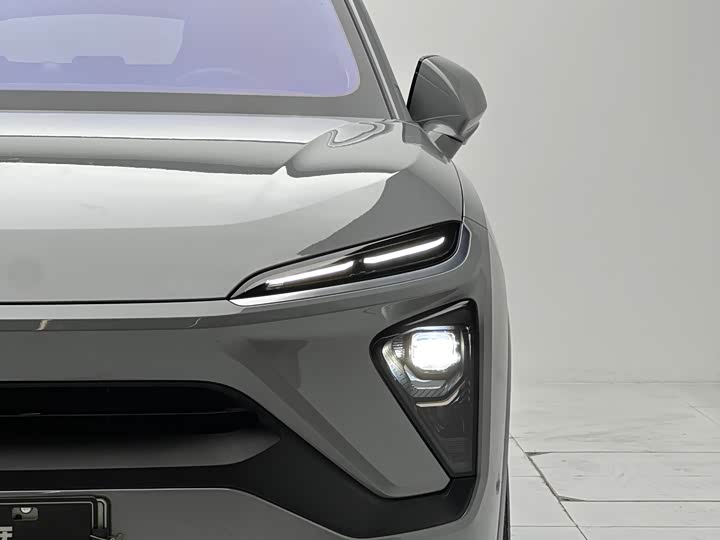 Фото 17 - Nio EC6