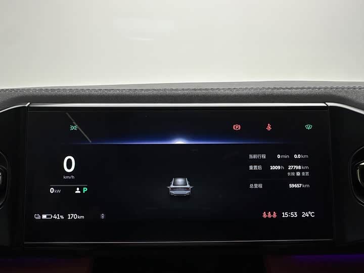 Фото 21 - Nio EC6