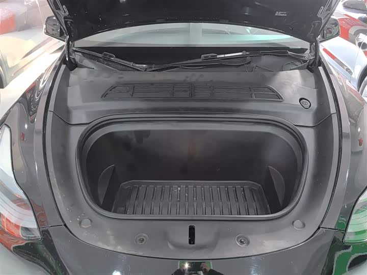 Фото 20 - Tesla Model Y