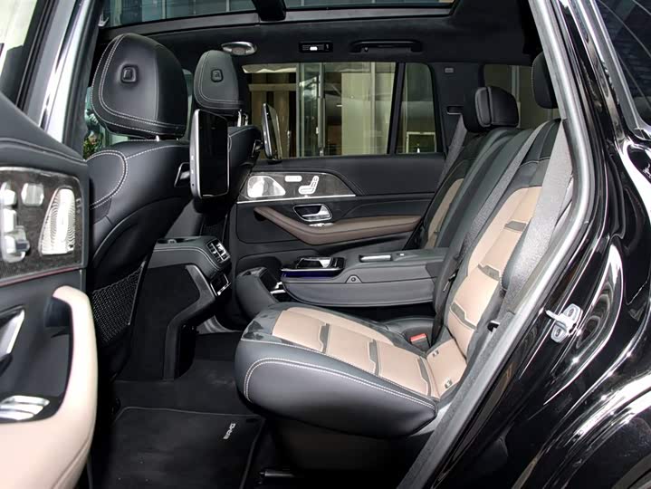 Фото 11 - Mercedes-Benz GLS-Class AMG